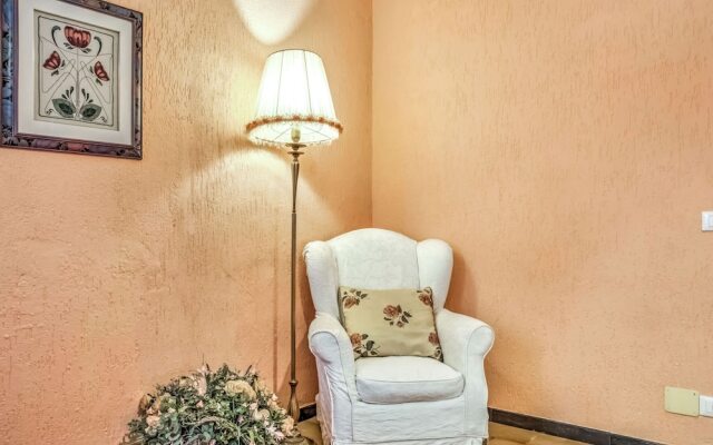 Elegant Holiday Home in Fabrica di Roma near Theatre