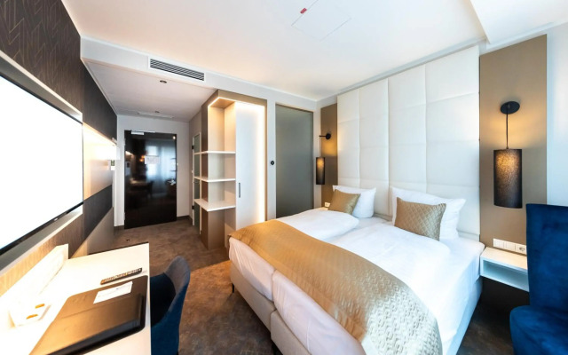 Best Western Premier Royal Blue