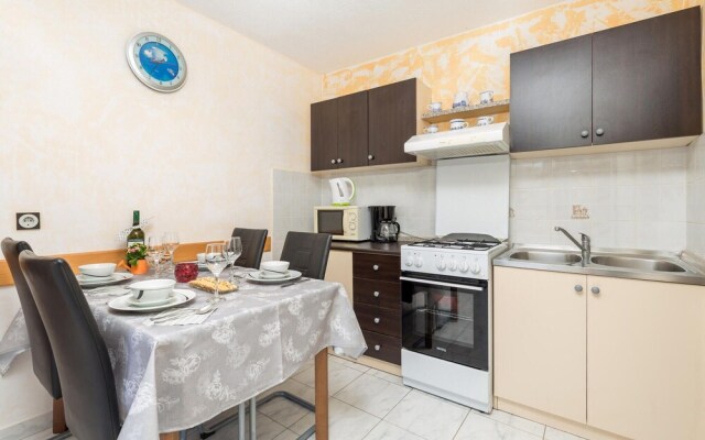 Amazing Home in Klada With 2 Bedrooms and Wifi