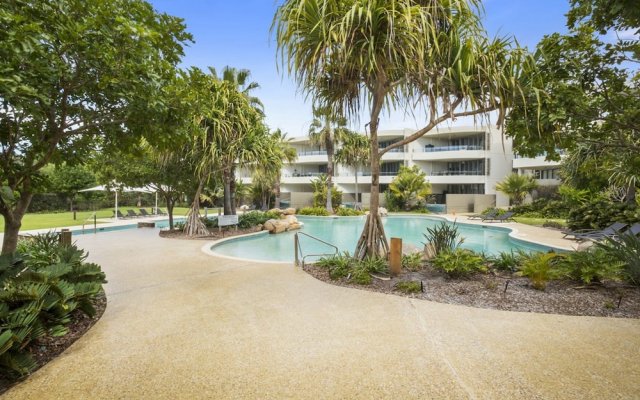 Cotton Beach Apartment 33 With Pool Views