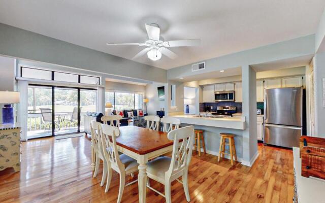 272 Turnberry Village