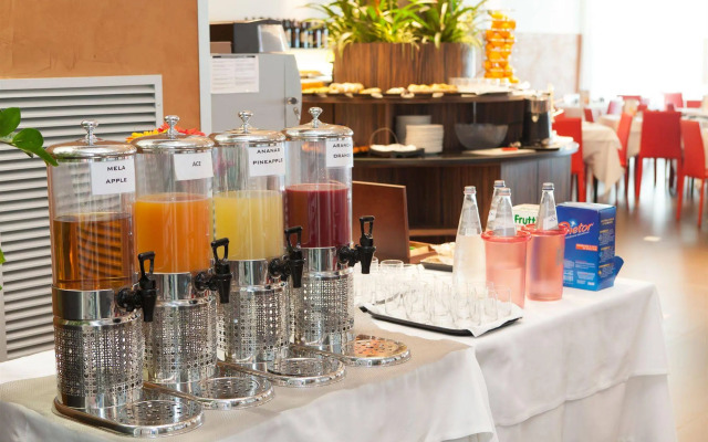 Hotel Adlon