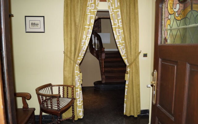 The Captaincy Guesthouse Brussels
