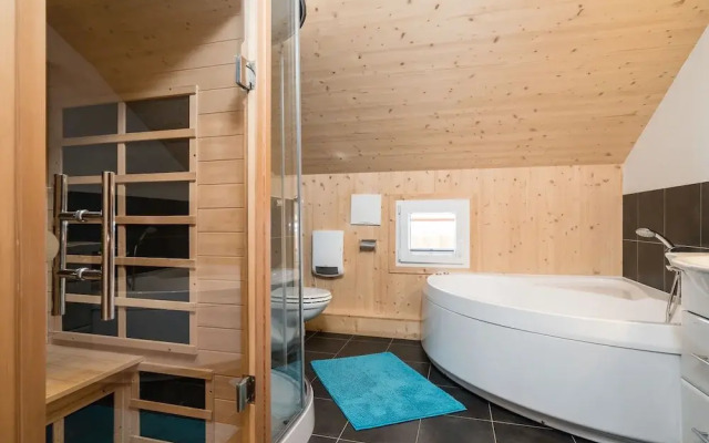 Opulent Wooden Chalet in Hohentauern With Infrared Sauna & Jacuzzi