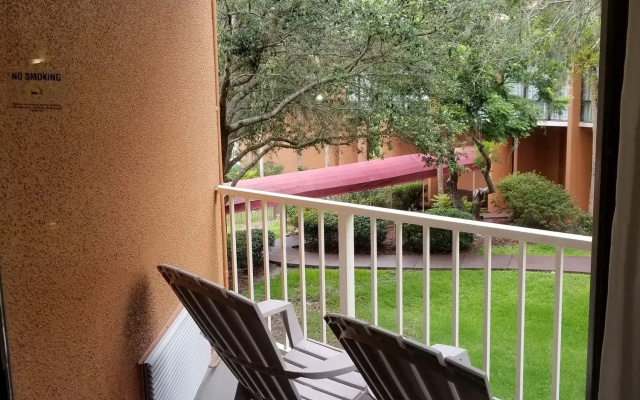 Stayable Select Gainesville