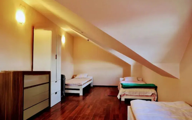 Hostel Villa Krasnowolska Self Check-In