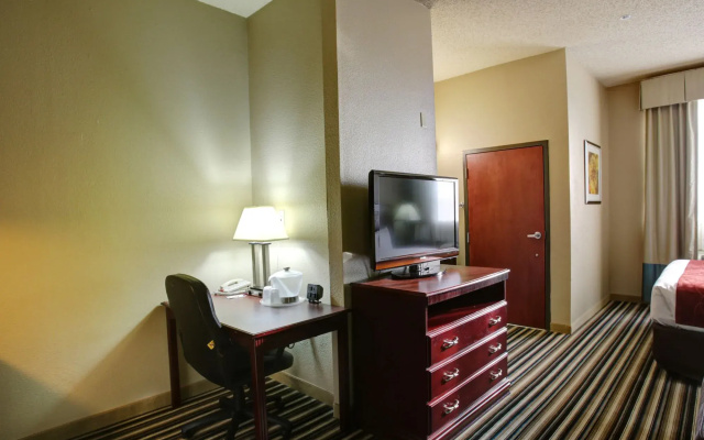 Comfort Suites Waco North - Near University Area