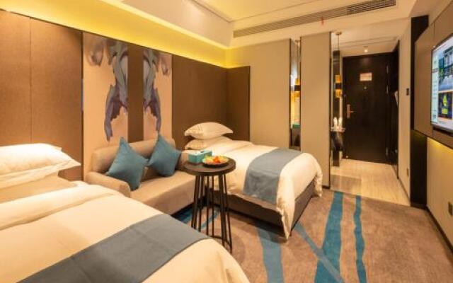 Manchester International Hotel (Hangzhou Qiushan Street Subway Station)
