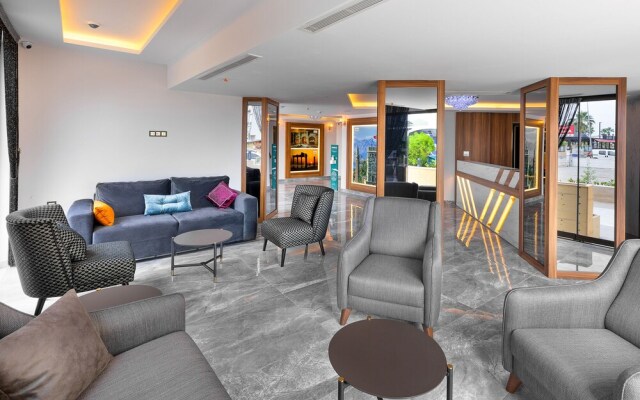 Citrus Luna Suite