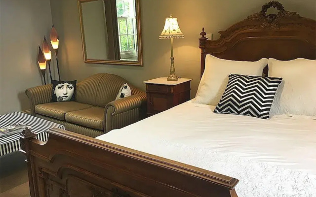 The Empyre Boutique Hotel