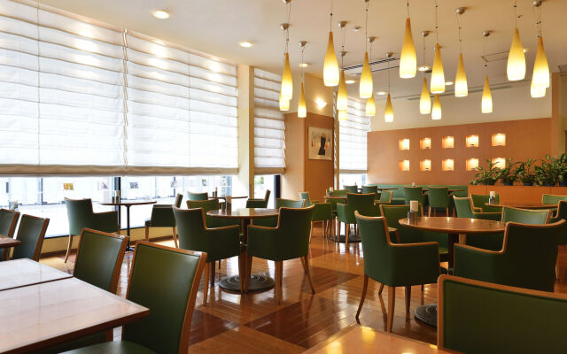 Royal Pines Hotel Urawa