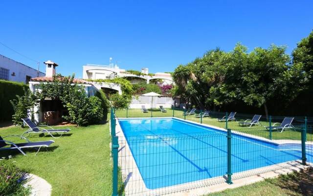 Casa Vista al Jardin Para 8 Personas en Cambrils