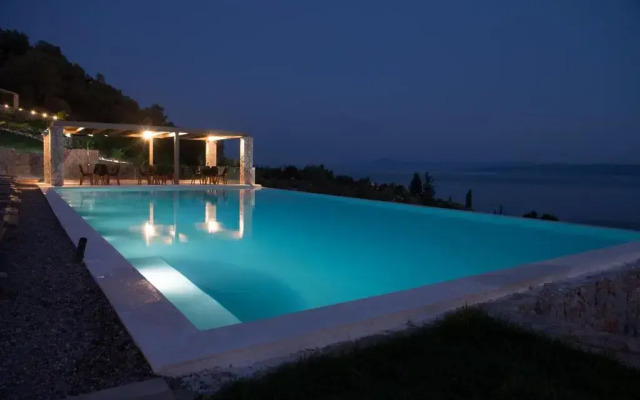 Elimnion Resort