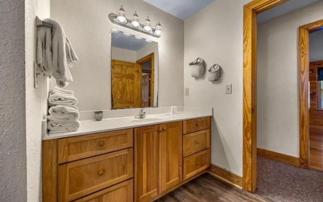 Poplar Point Condo Unit 12A - Two Bedroom Condo