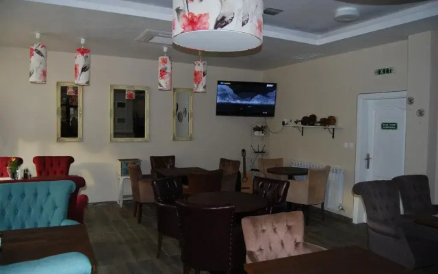 Family hotel Hefes