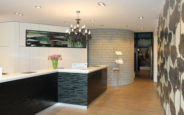 Sporthotel Racket Inn