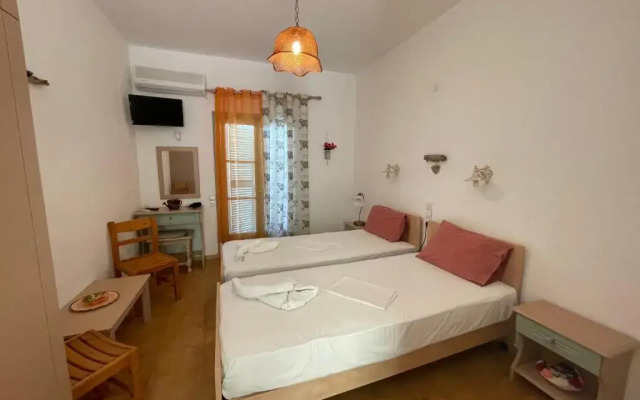 Skiathos Country Studios,Travel10gr