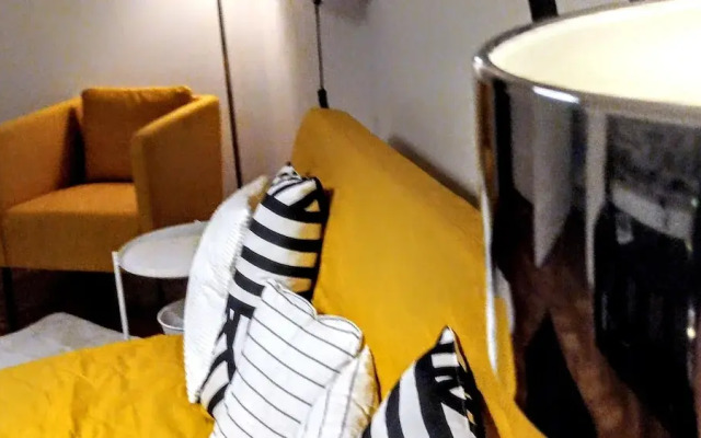 Zebra Flat in the Center