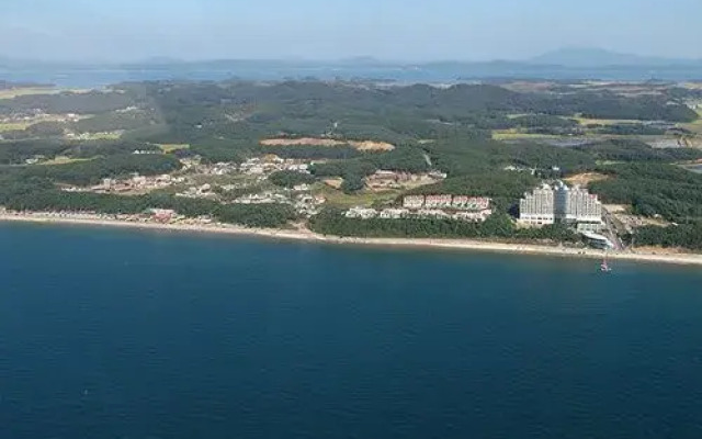 Taean Ggotji Haesong Pension