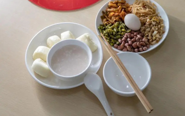 Greentree Alliance Xishuangbanna Peacock Lake Hote