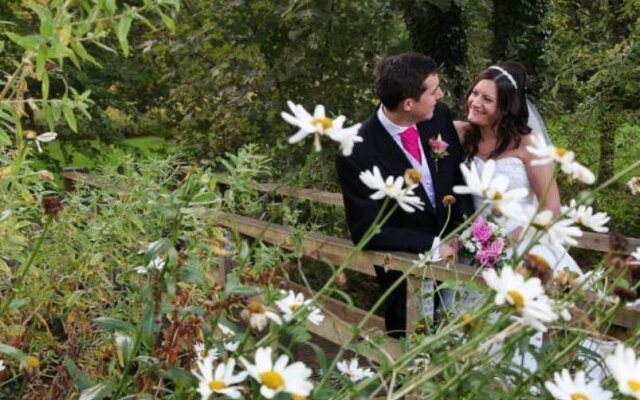 Fox & Hounds Country Hotel