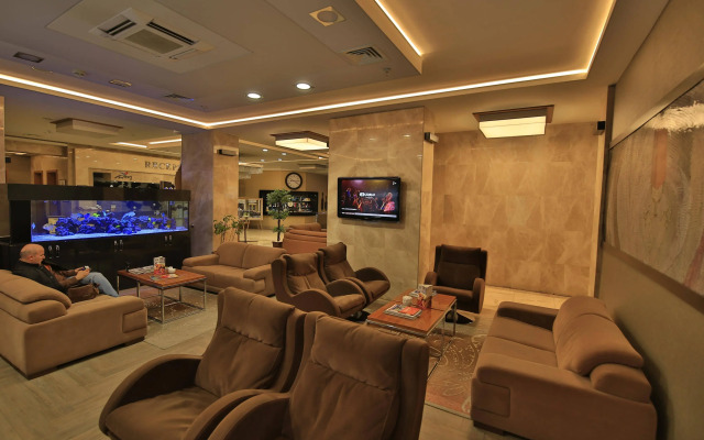 Selcuk Hotel Sems-i Tebrizi