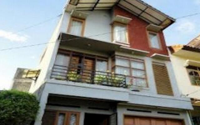 Dago Inn Women Only (отель для женщин)