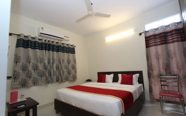 OYO 8474 Greenland Suites