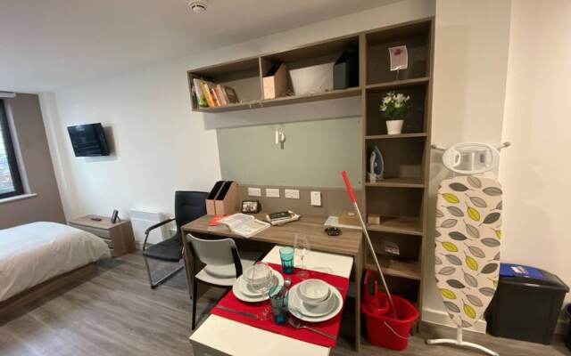 Ensuite Rooms and Studios in Portsmouth