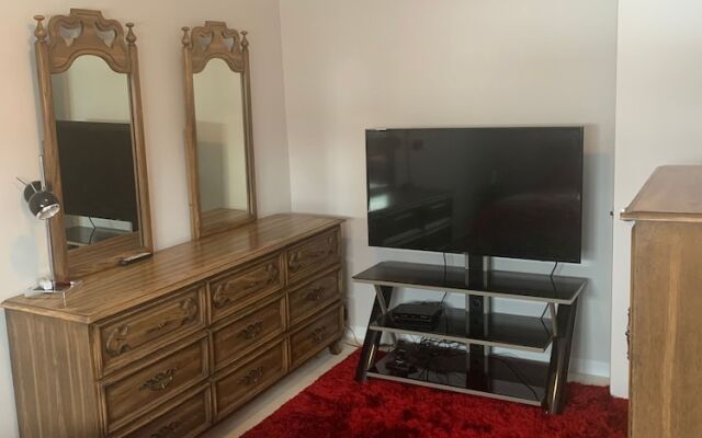 Room in Guest Room - Homestays in Gaspésie - Without Breakfast Provided