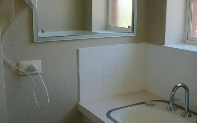 Canberra Carotel Motel