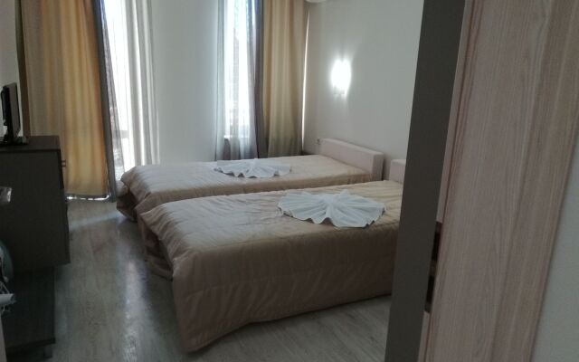 Star Dreams apartments