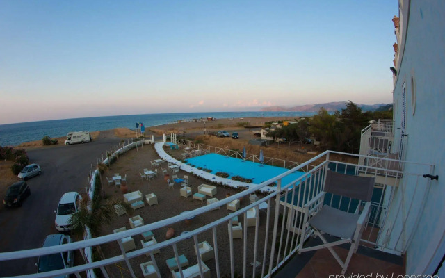 Yachting Club Mare