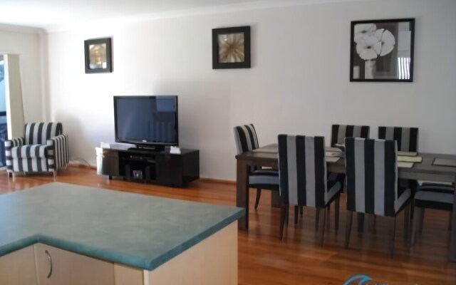 Sandy Point Road, 117A, Sandy Point Luxury