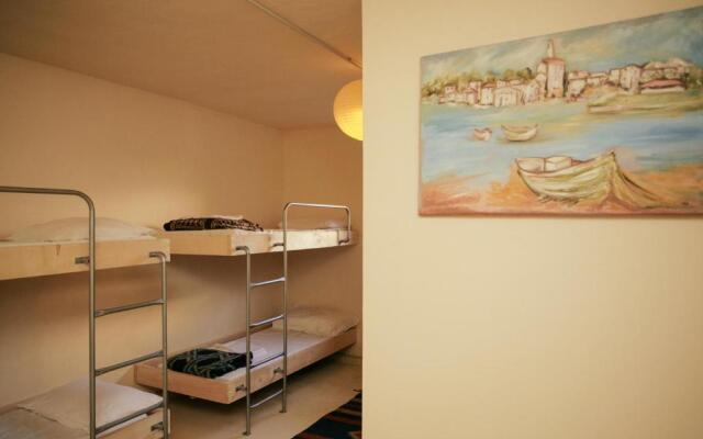 Zig Zag Hostel
