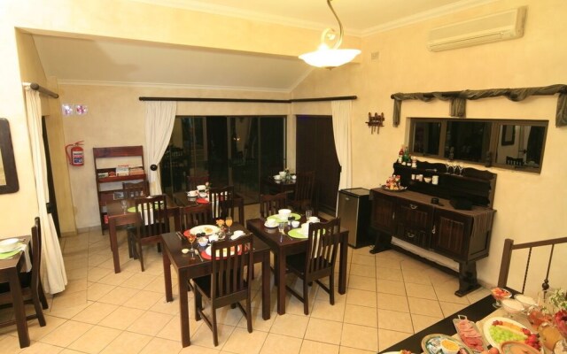 Afri-Lala Bed & Breakfast
