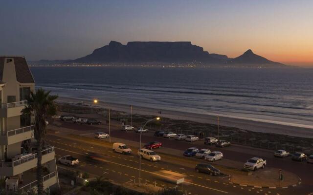 2 Bedroom apartment with Breathtaking Views!