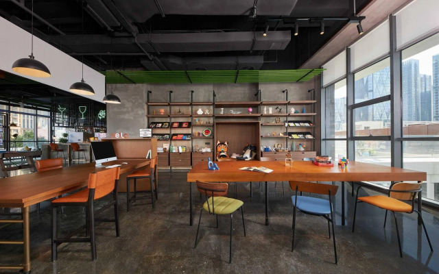 Moxy Shenzhen North Station