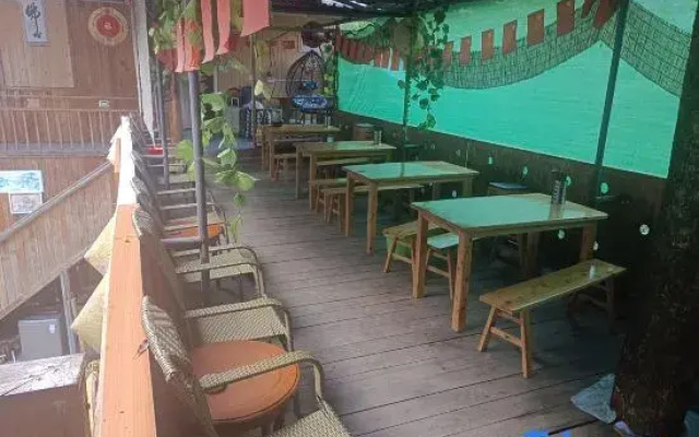 Ruierkang Dengjiayuan Homestay