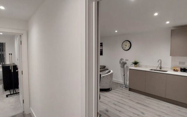 Modern 2 Bedroom Apartments - Camberley