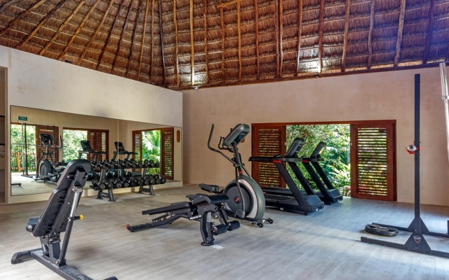 Hotel Shibari Tulum - Restaurant & Cenote Club