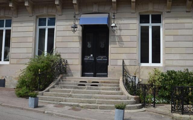 L'Empereur, sa Femme et le petit Prince