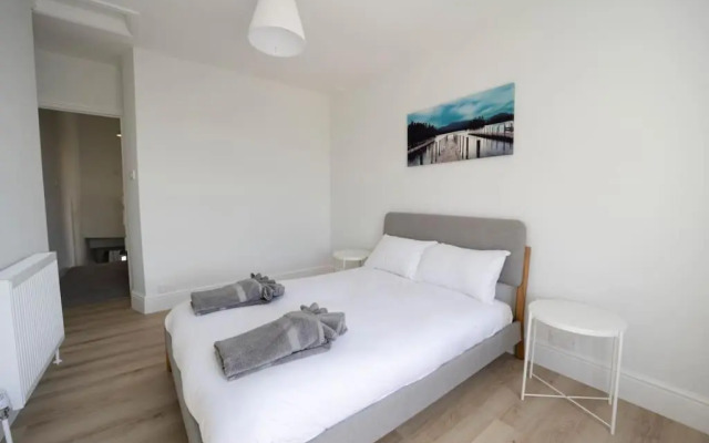 Spacious Holiday Home in Porthcawl