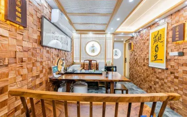 Putuo Mountain Guanzizai Homestay (Puji Temple)