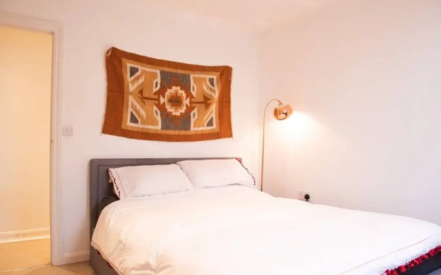 Modern 1 Bedroom Apartment in Fulham
