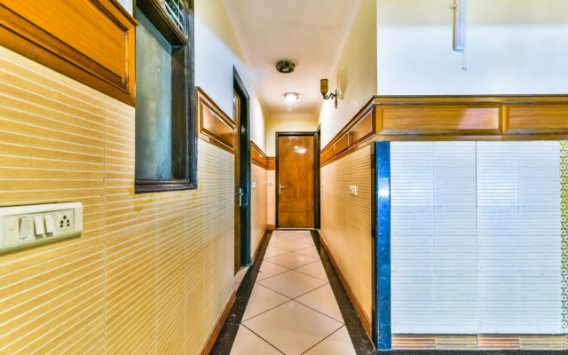 Hotel The Le Grand by FabHotels