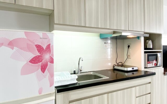 Cozy And Nice Studio At Azalea Suites Apartment