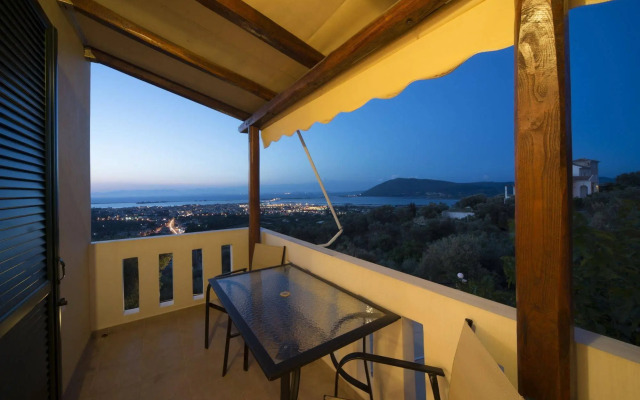 Hotel Irida