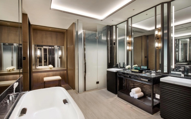 Crowne Plaza Wuzhen by IHG