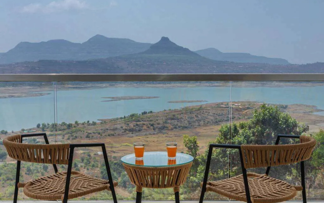 Saffronstays Ahilya Waters By Kosha Villas, Pawna-Entire Villa